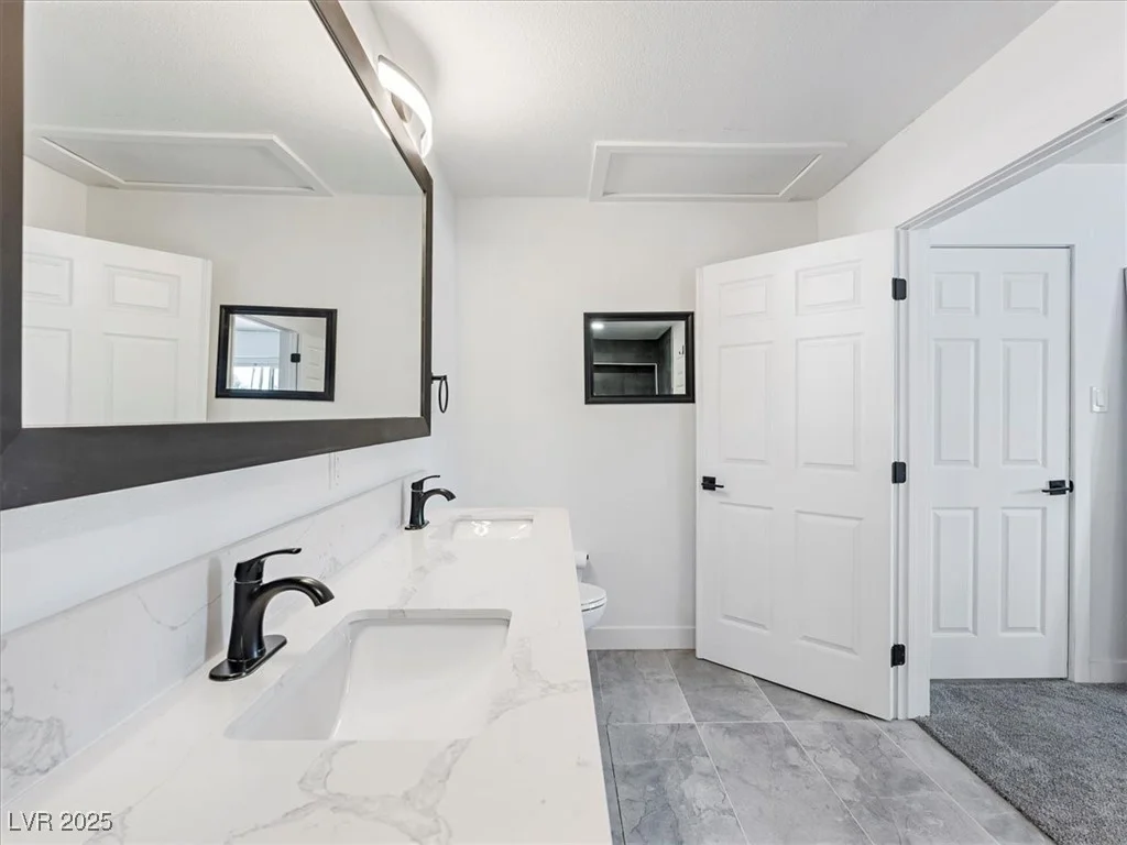 1700 Oakey, Las Vegas, NV 89104