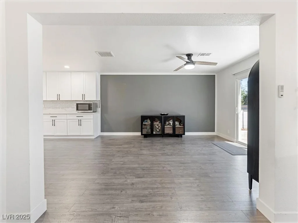 1700 Oakey, Las Vegas, NV 89104