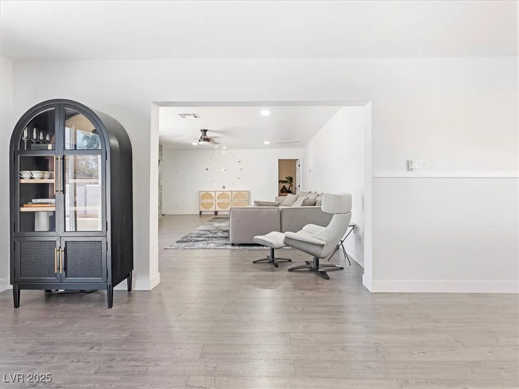 1700 Oakey, Las Vegas, NV 89104