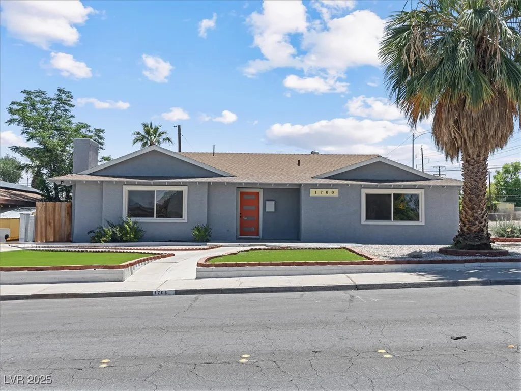 1700 Oakey, Las Vegas, NV 89104