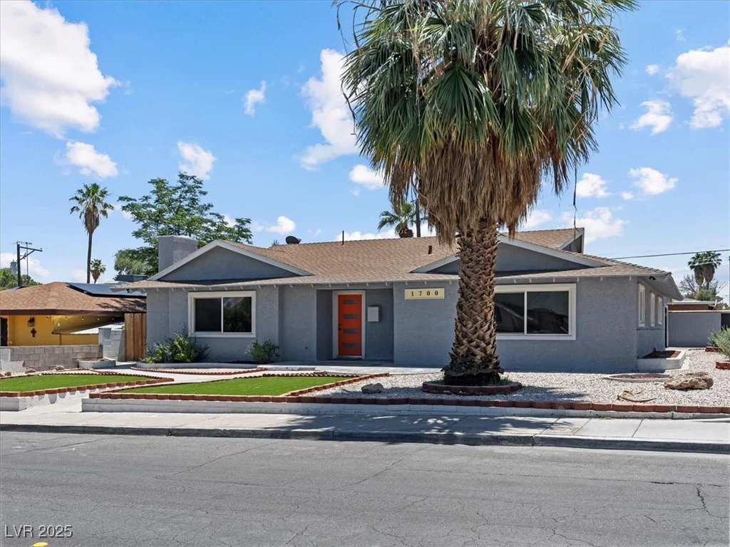 1700 Oakey, Las Vegas, NV 89104