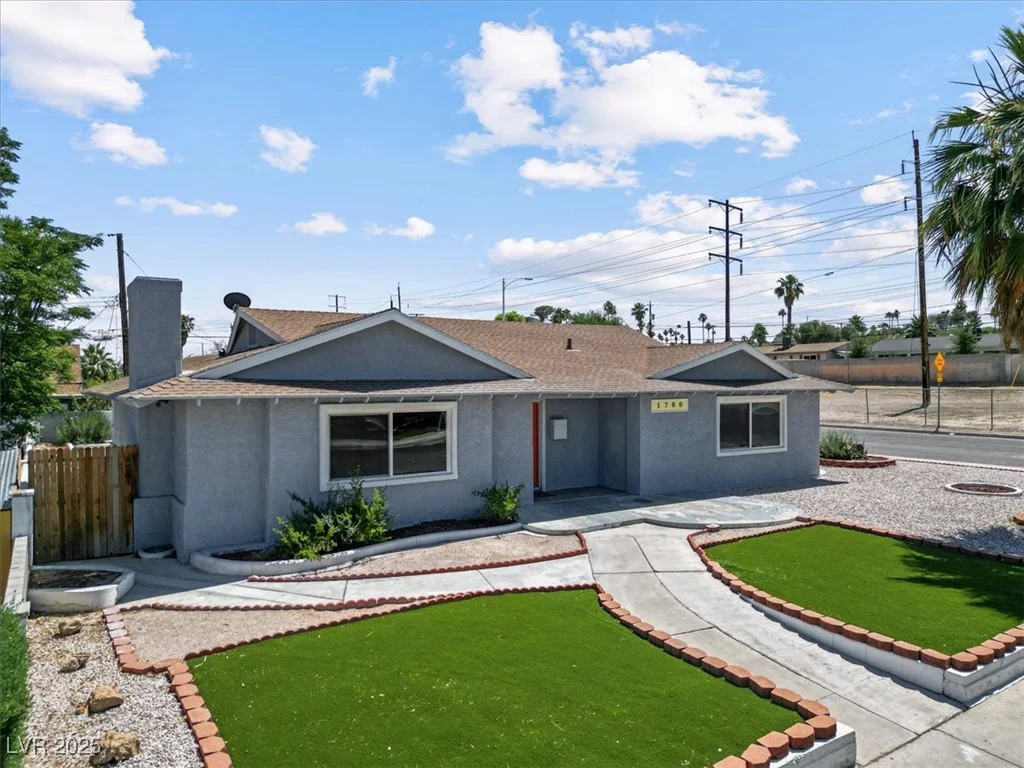 1700 Oakey, Las Vegas, NV 89104