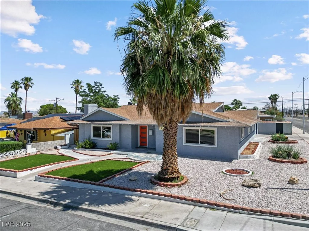 1700 Oakey, Las Vegas, NV 89104