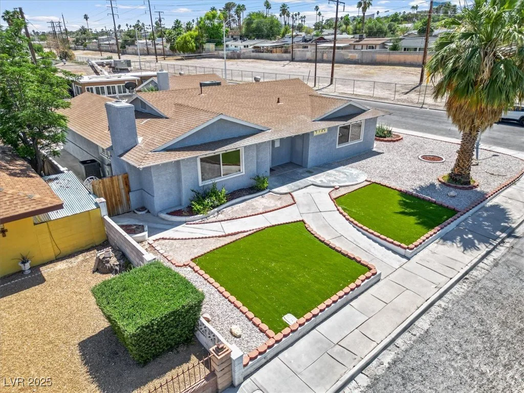 1700 Oakey, Las Vegas, NV 89104