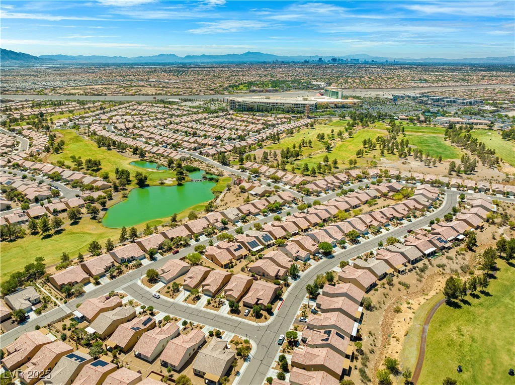 7669 Fieldfare, North Las Vegas, NV 89084