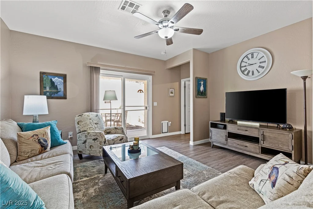 7669 Fieldfare, North Las Vegas, NV 89084
