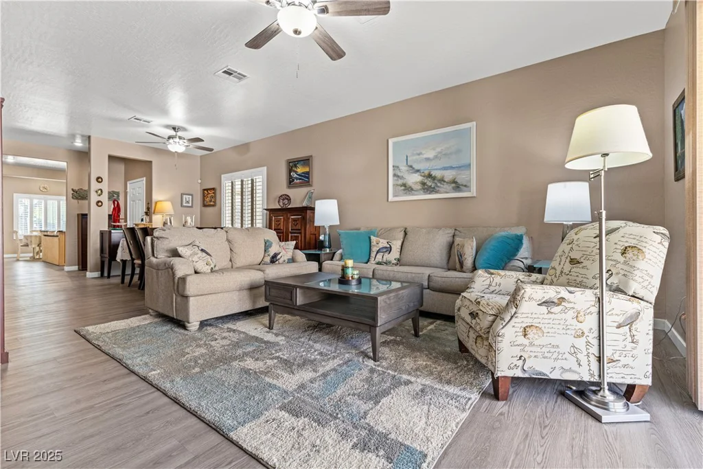 7669 Fieldfare, North Las Vegas, NV 89084