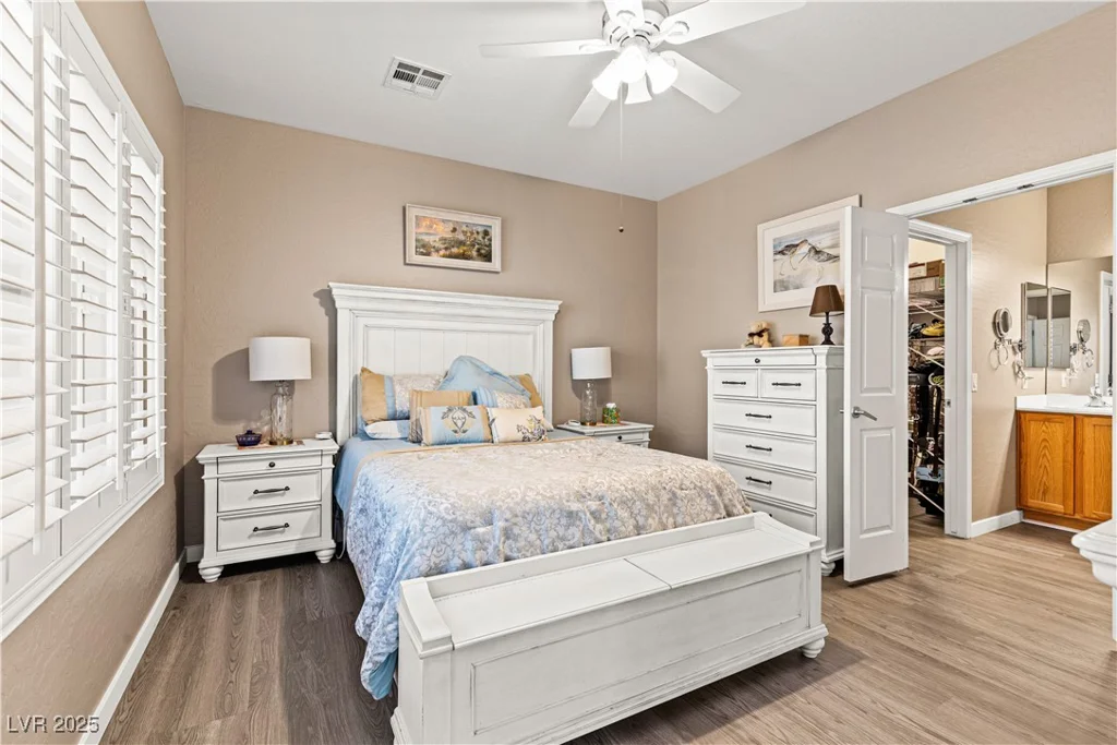 7669 Fieldfare, North Las Vegas, NV 89084