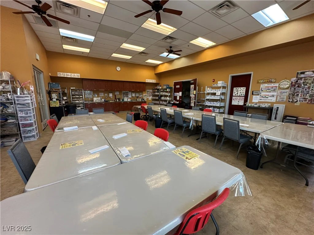 7669 Fieldfare, North Las Vegas, NV 89084