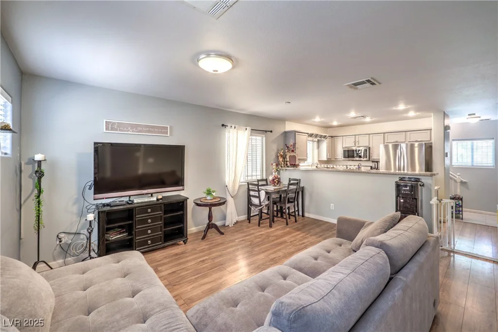 4037 Asante Cove, Las Vegas, NV 89115