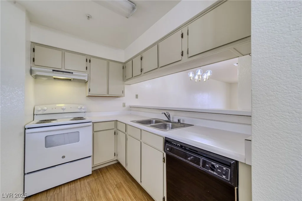 2040 Mesquite, Laughlin, NV 89029