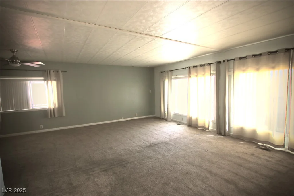 4212 Touchstone, Las Vegas, NV 89108