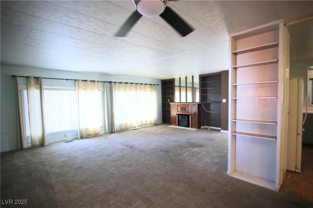 4212 Touchstone, Las Vegas, NV 89108