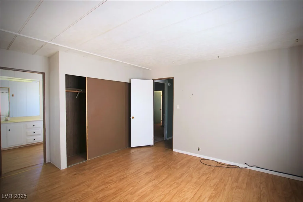 4212 Touchstone, Las Vegas, NV 89108