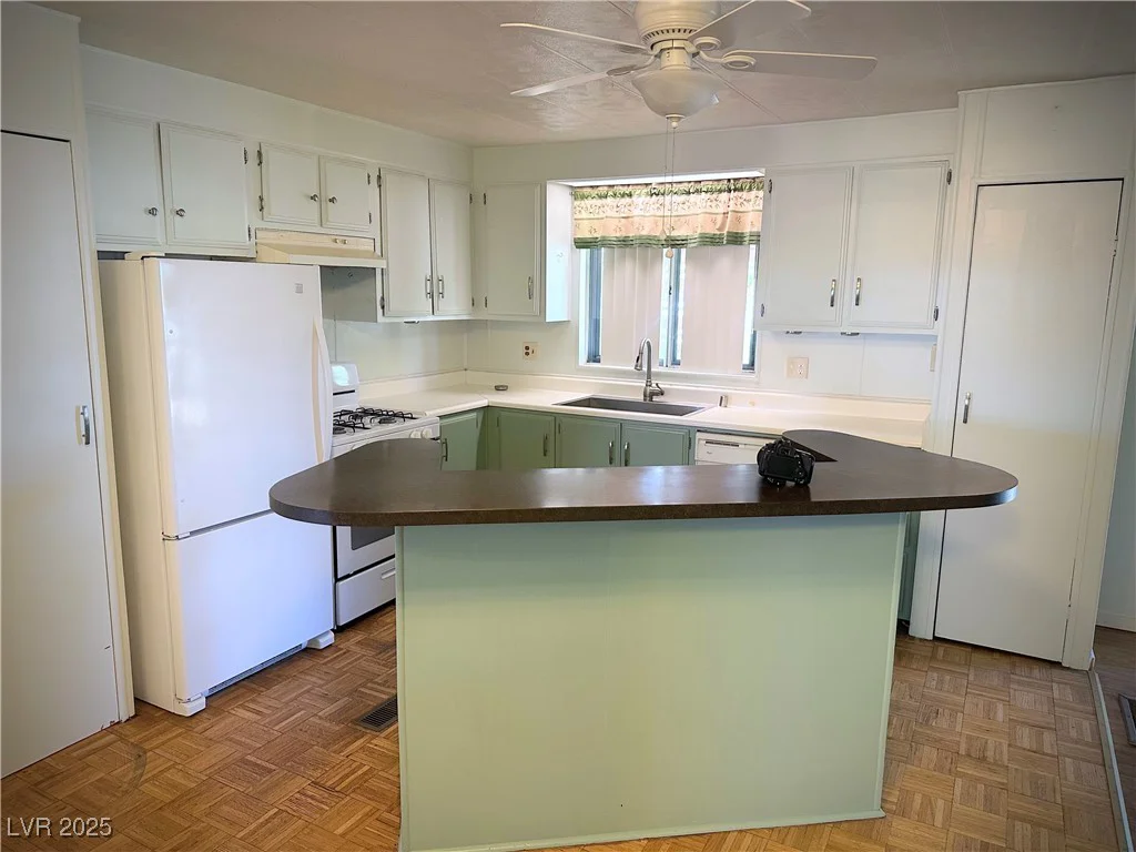 4212 Touchstone, Las Vegas, NV 89108