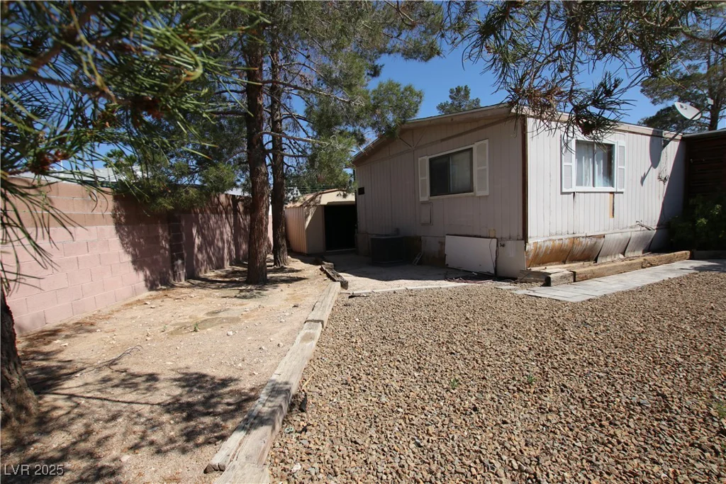 4212 Touchstone, Las Vegas, NV 89108