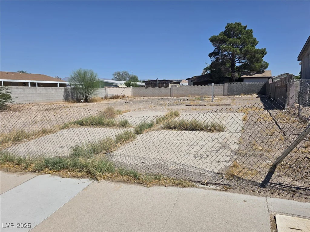 6106 Castlemont, Las Vegas, NV 89156