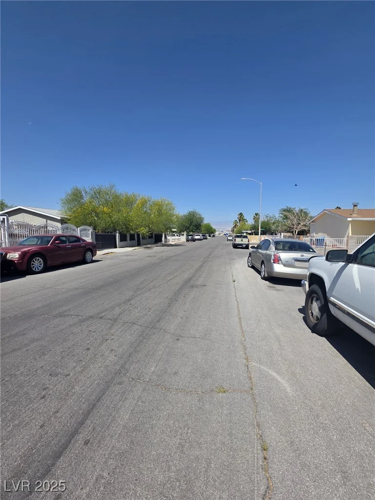 6106 Castlemont, Las Vegas, NV 89156
