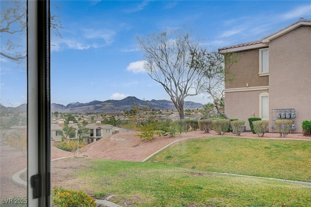 2900 Sunridge Heights, Henderson, NV 89052