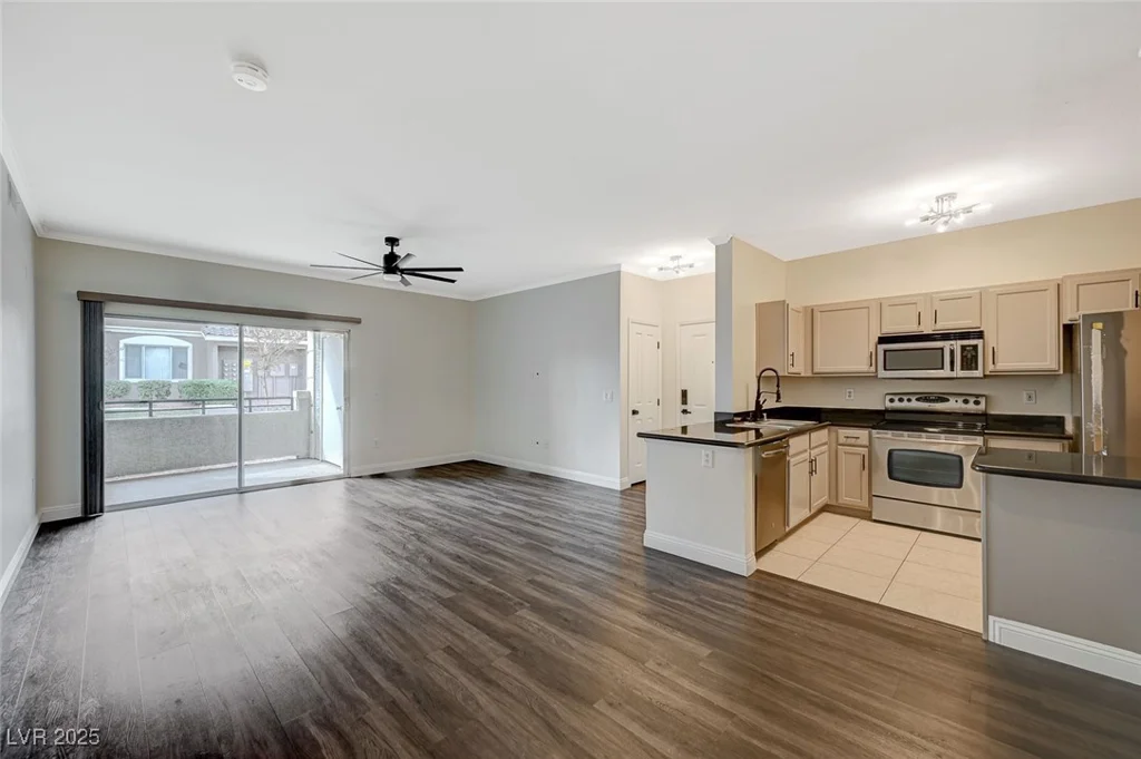 2900 Sunridge Heights, Henderson, NV 89052