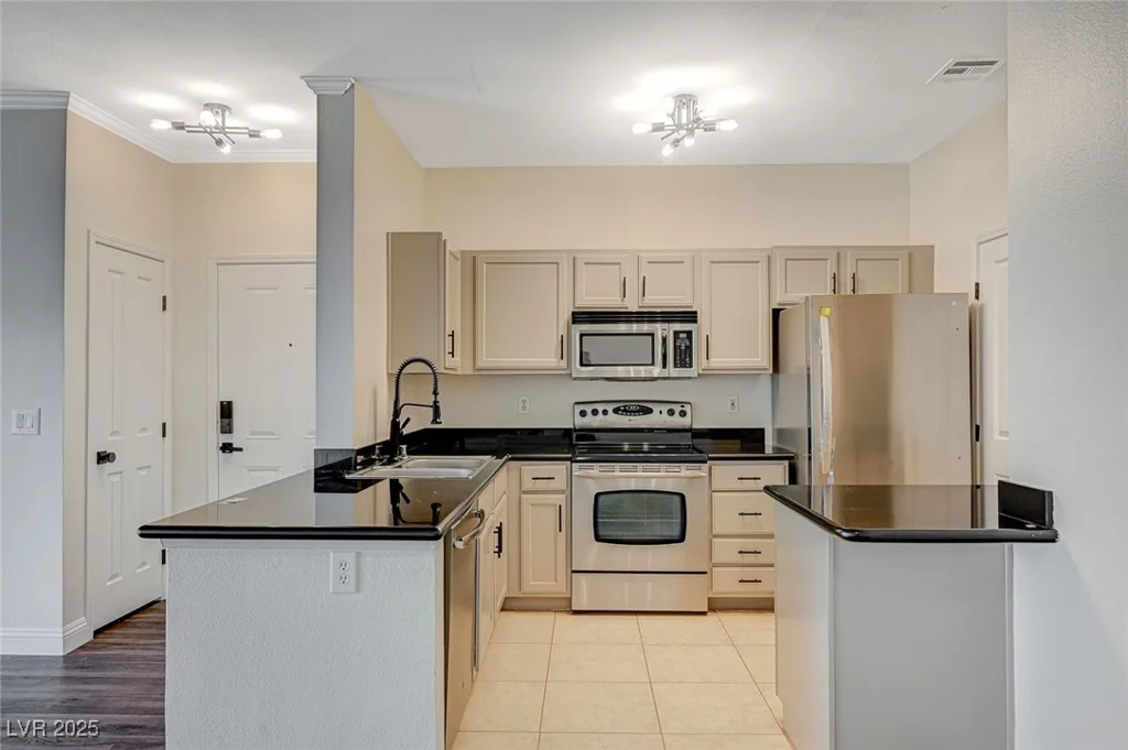 2900 Sunridge Heights, Henderson, NV 89052