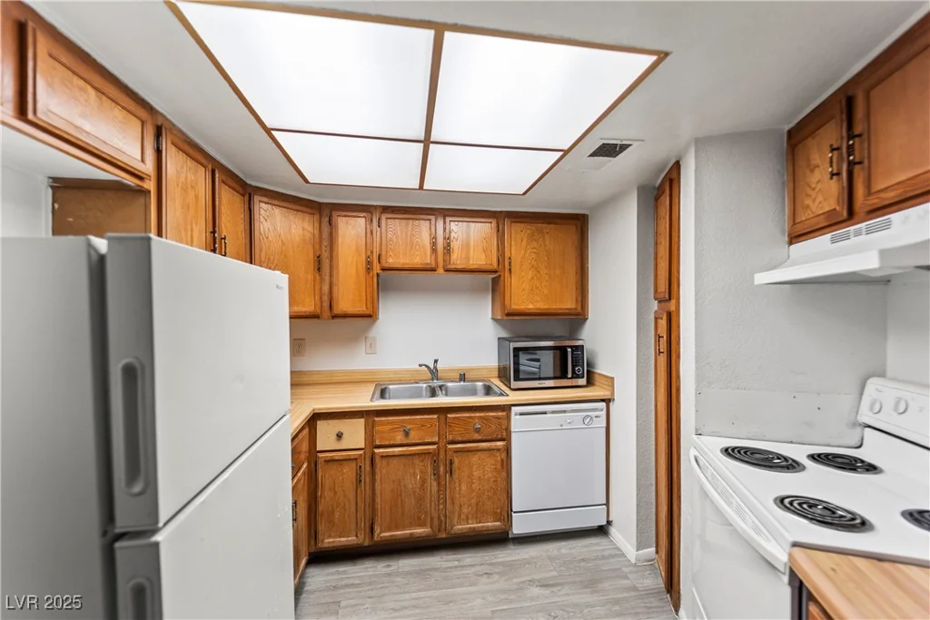 1628 Justin, Henderson, NV 89011