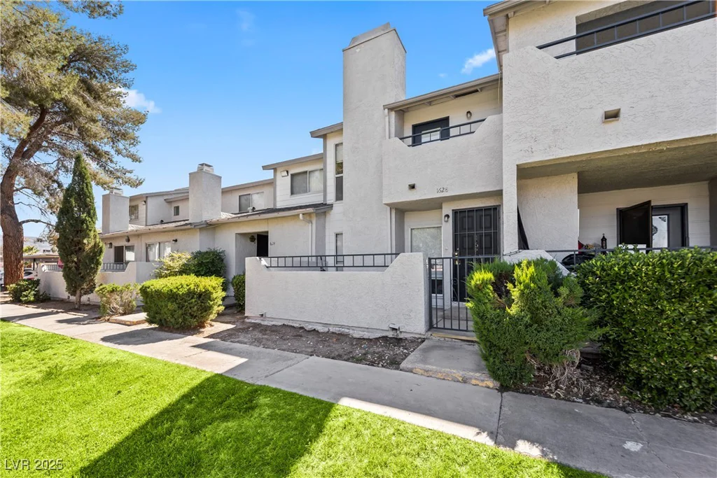 1628 Justin, Henderson, NV 89011