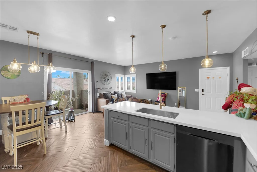 855 Stephanie, Henderson, NV 89014