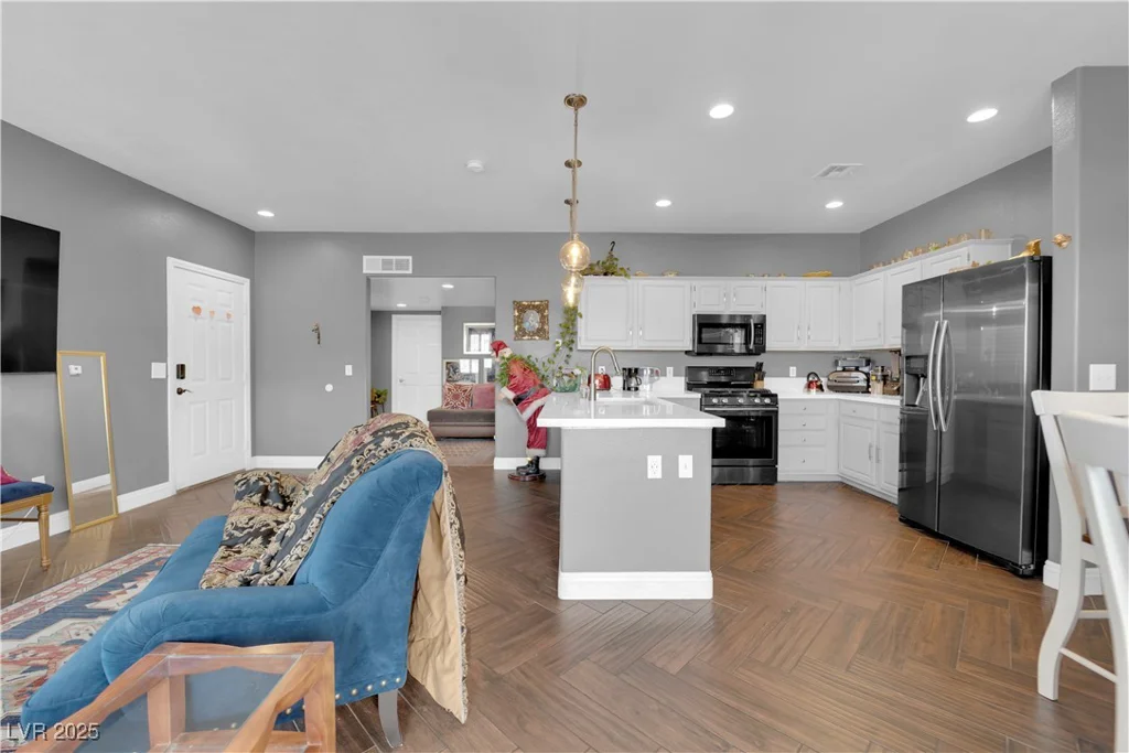 855 Stephanie, Henderson, NV 89014