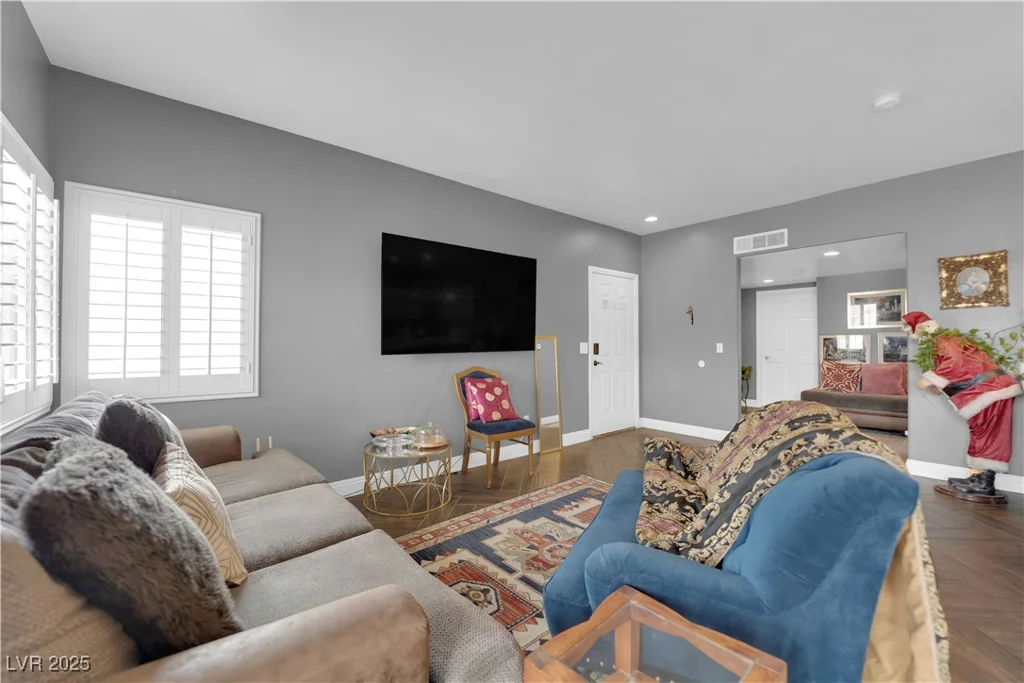855 Stephanie, Henderson, NV 89014