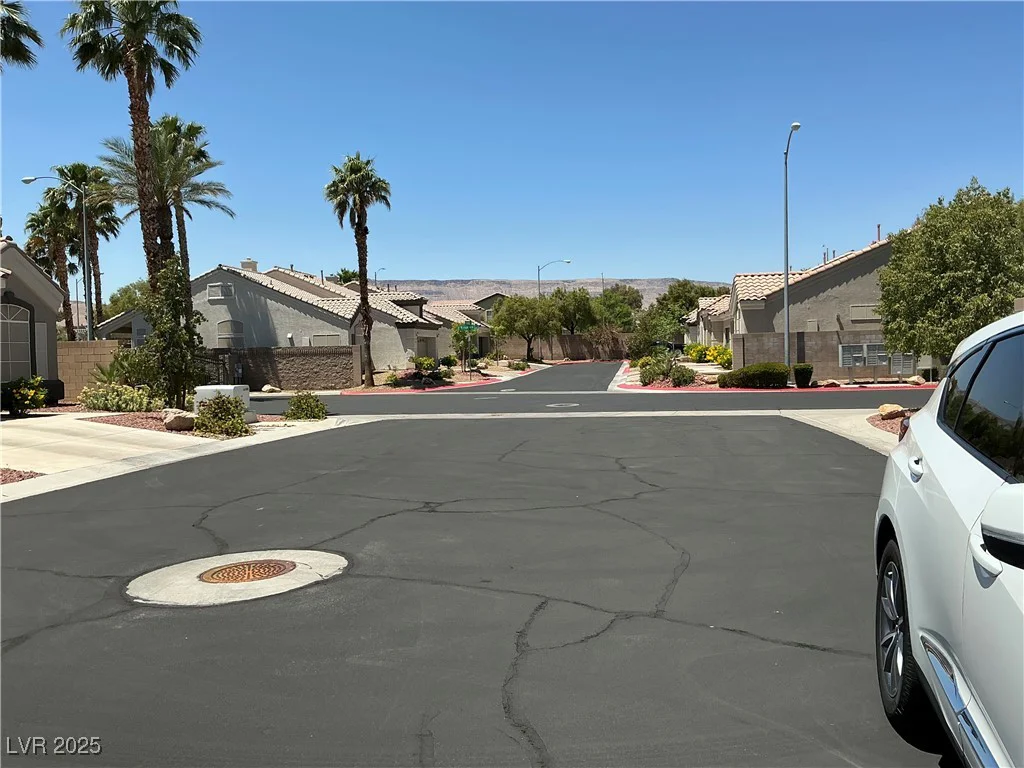9753 Arrowcrest, Las Vegas, NV 89147