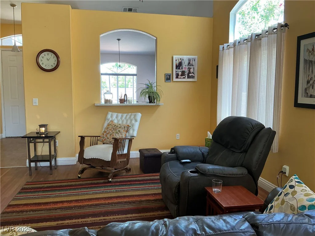 9753 Arrowcrest, Las Vegas, NV 89147