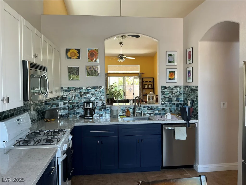9753 Arrowcrest, Las Vegas, NV 89147