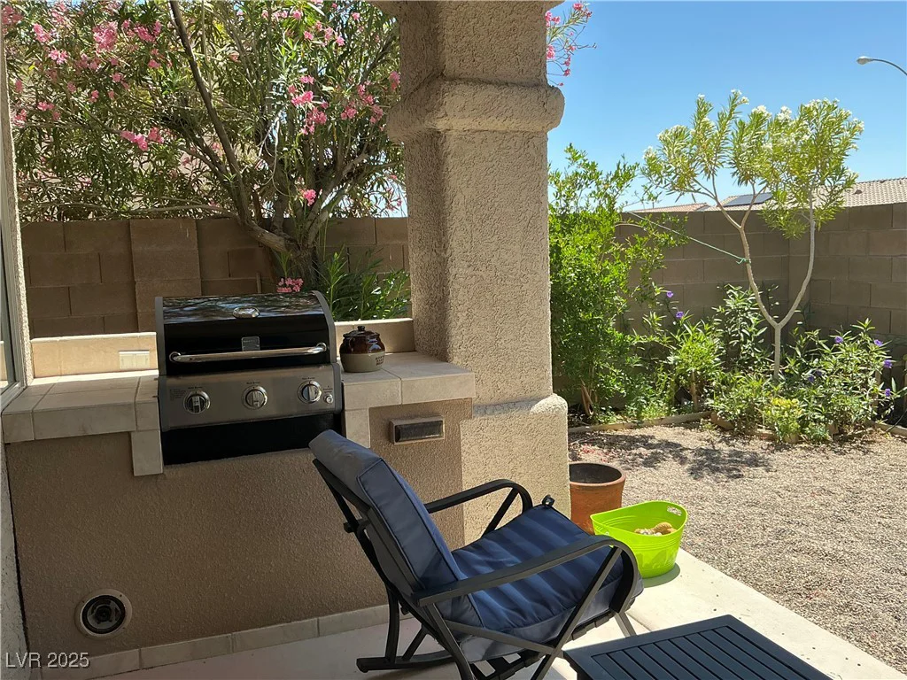 9753 Arrowcrest, Las Vegas, NV 89147