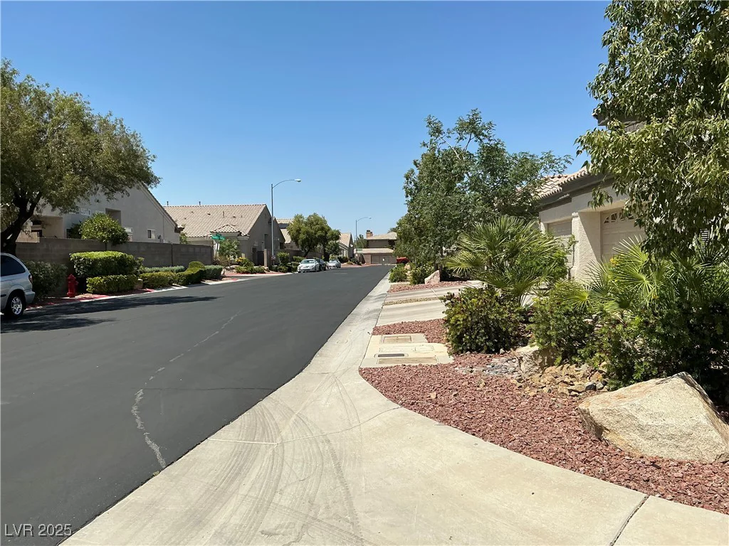 9753 Arrowcrest, Las Vegas, NV 89147
