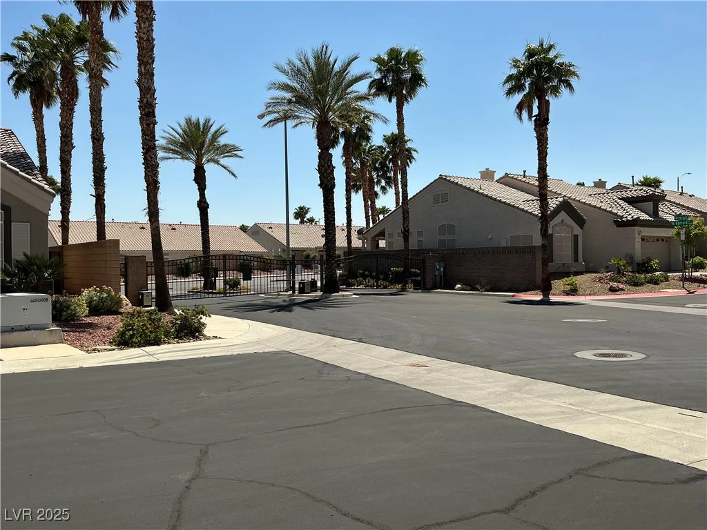 9753 Arrowcrest, Las Vegas, NV 89147