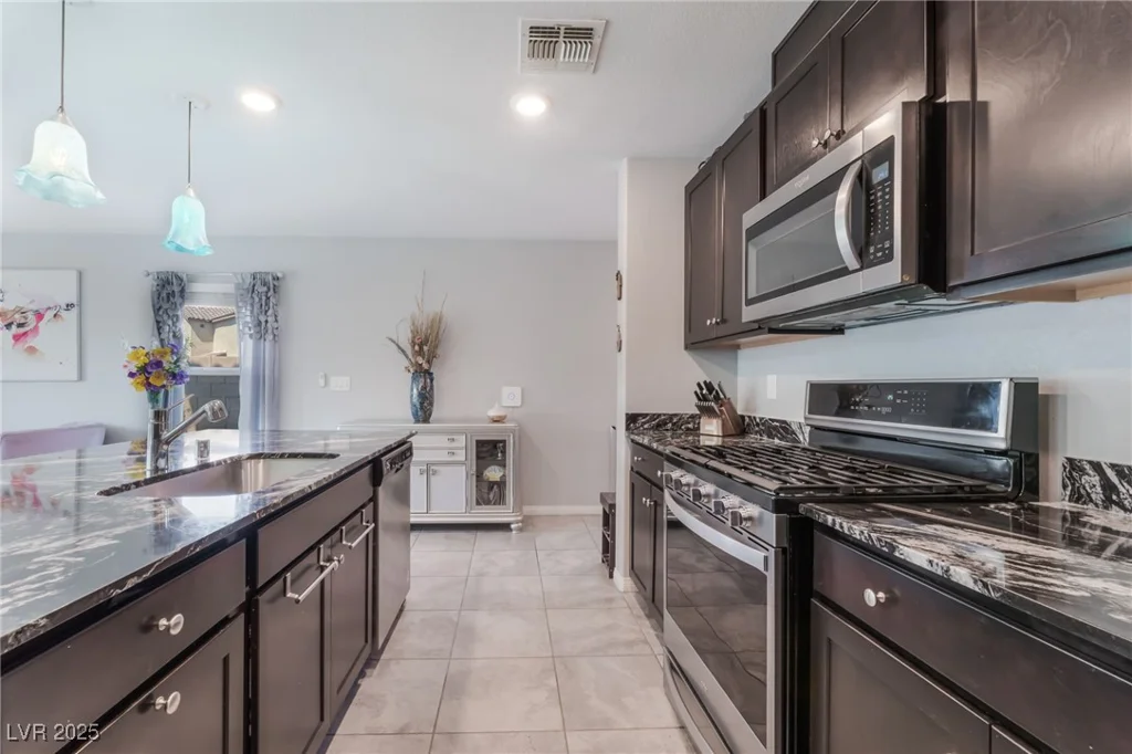 2935 Saltillo, Las Vegas, NV 89121