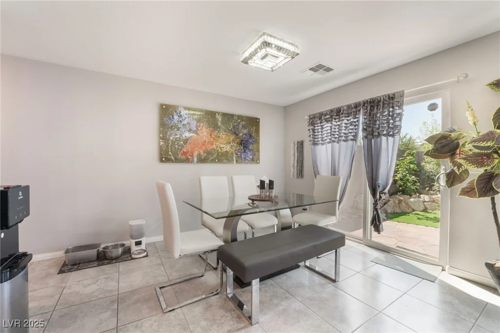 2935 Saltillo, Las Vegas, NV 89121
