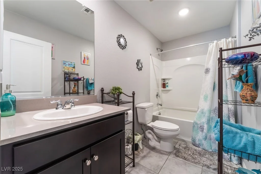 2935 Saltillo, Las Vegas, NV 89121
