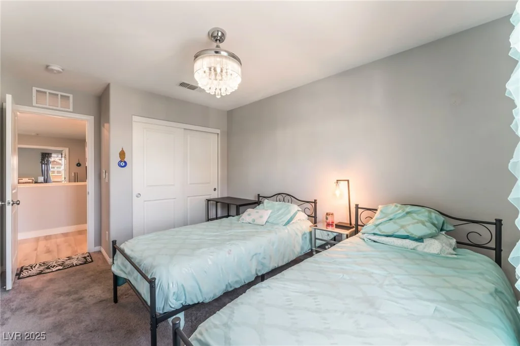 2935 Saltillo, Las Vegas, NV 89121