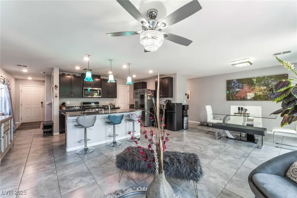 2935 Saltillo, Las Vegas, NV 89121