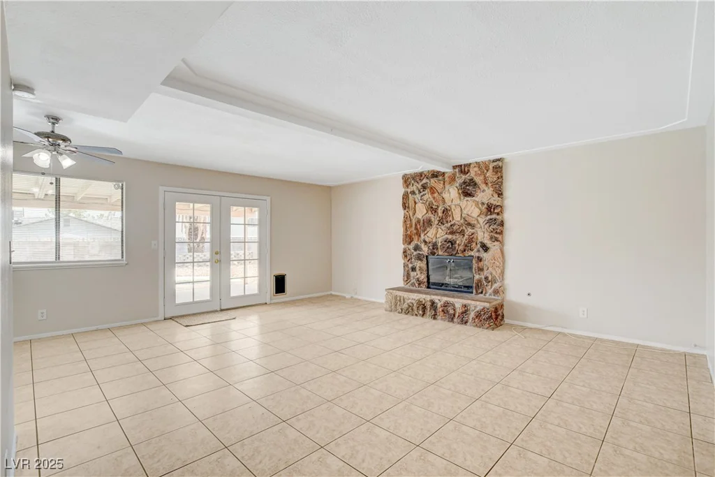 7004 Powderhorn, Las Vegas, NV 89128