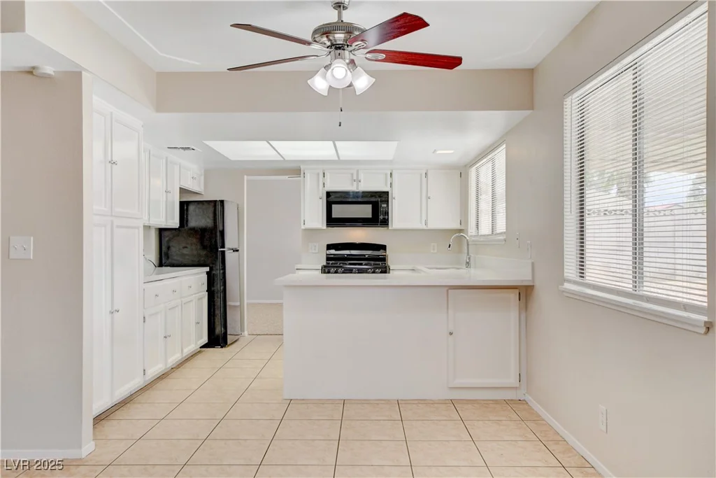 7004 Powderhorn, Las Vegas, NV 89128