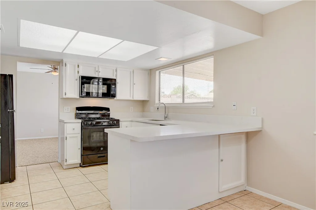 7004 Powderhorn, Las Vegas, NV 89128
