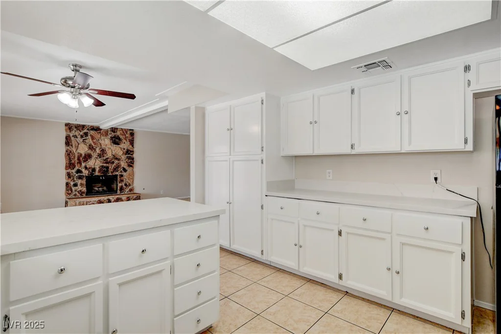 7004 Powderhorn, Las Vegas, NV 89128