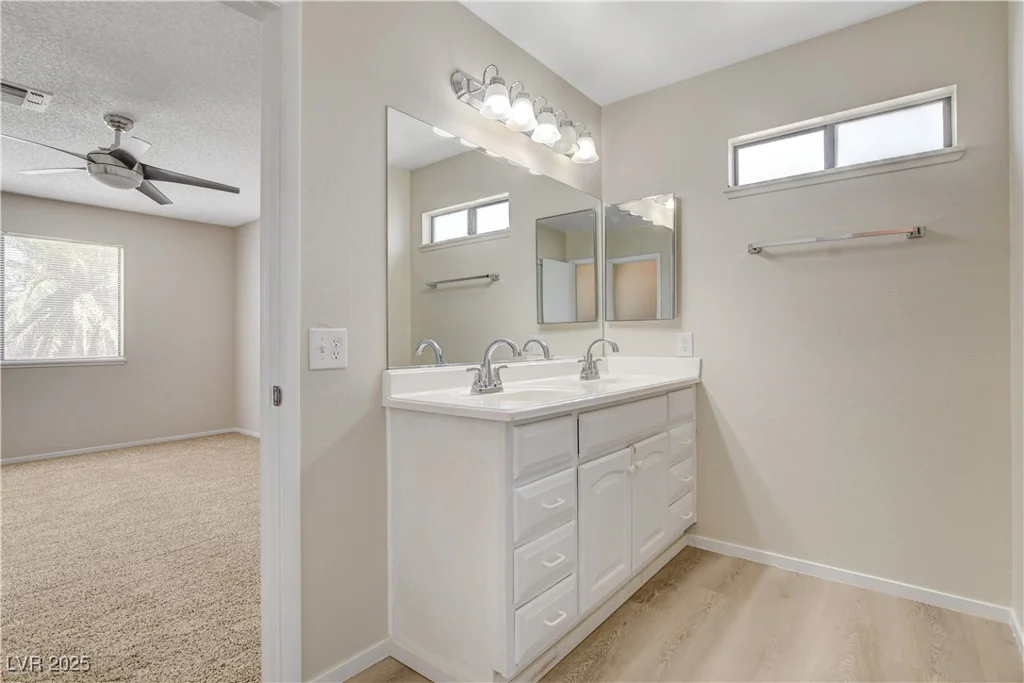 7004 Powderhorn, Las Vegas, NV 89128
