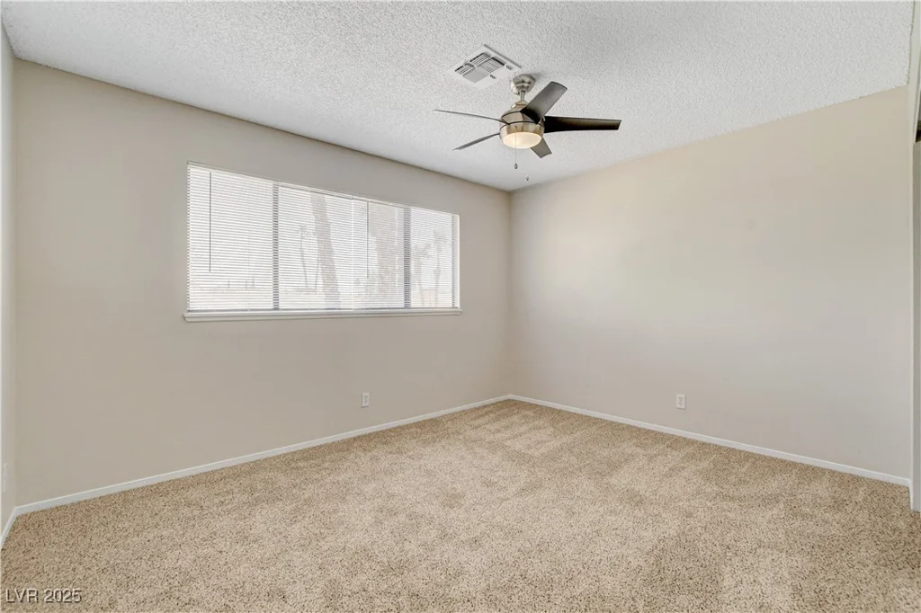 7004 Powderhorn, Las Vegas, NV 89128