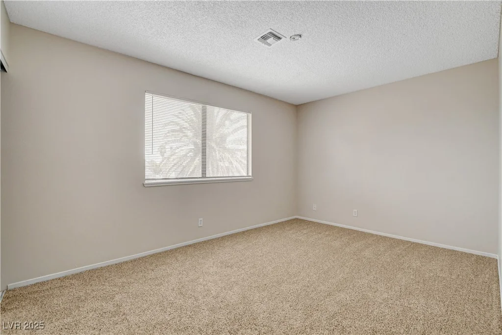 7004 Powderhorn, Las Vegas, NV 89128