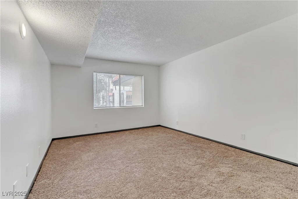 1390 Vegas Valley, Las Vegas, NV 89169