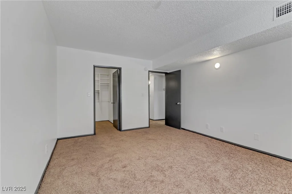 1390 Vegas Valley, Las Vegas, NV 89169